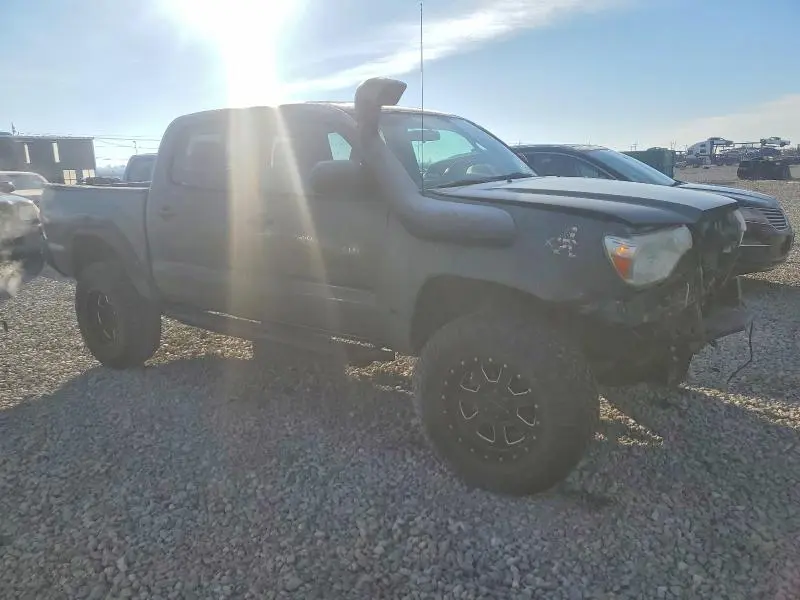 2015 TOYOTA TACOMA DOUBLE CAB  
