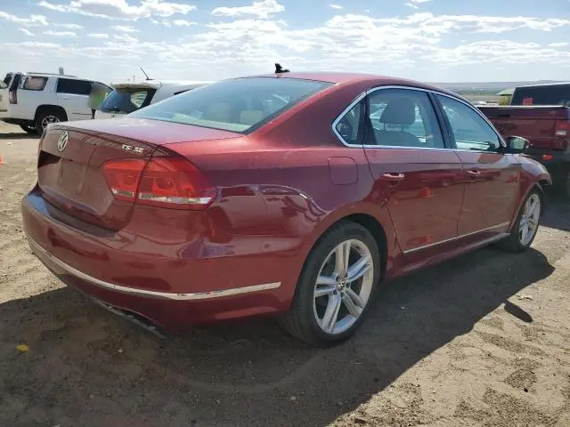 2015 VOLKSWAGEN PASSAT SE  