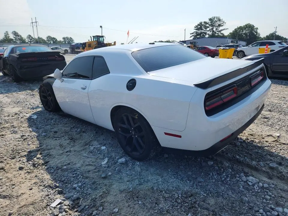 2021 DODGE CHALLENGER SXT  