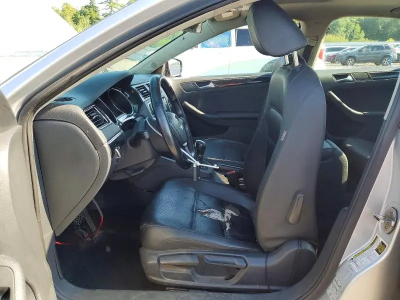 2016 VOLKSWAGEN JETTA SEL  