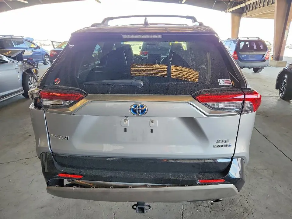 2022 TOYOTA RAV4 XSE  