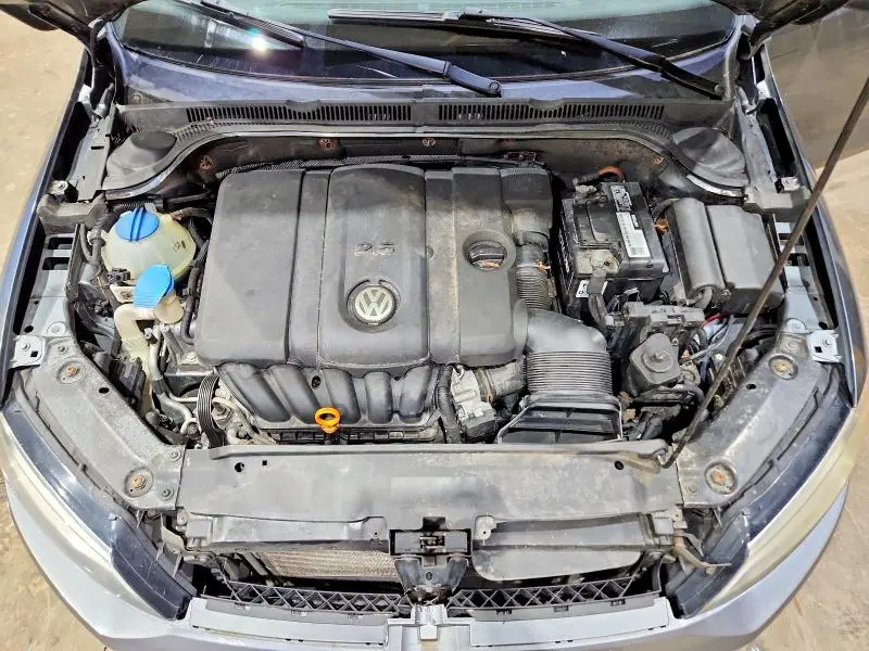 2012 VOLKSWAGEN JETTA SE  