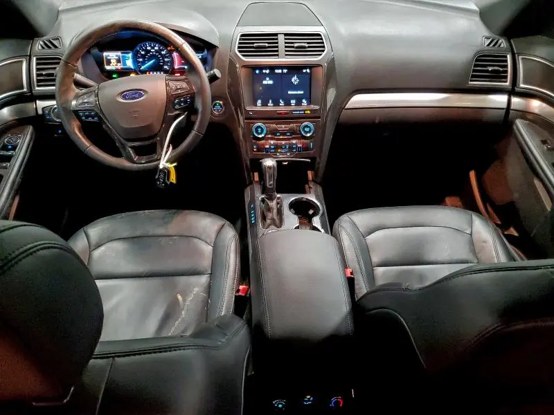 2017 FORD EXPLORER XLT  