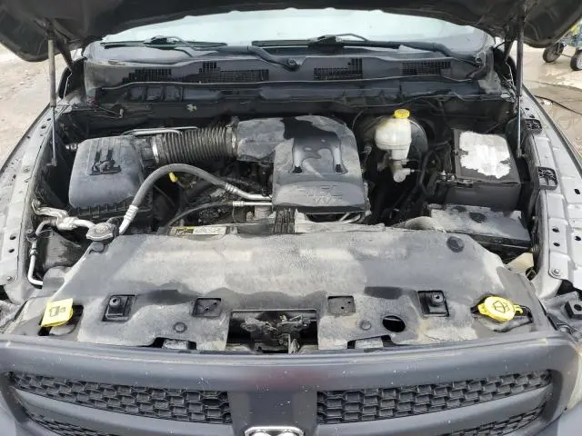 2013 RAM 1500 ST  