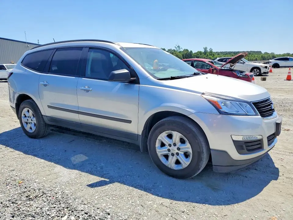 2017 CHEVROLET TRAVERSE LS  