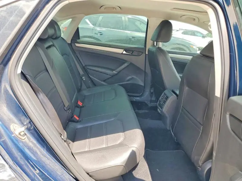 2022 VOLKSWAGEN PASSAT SE  