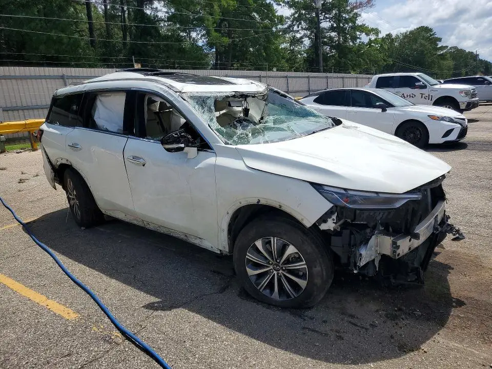 2023 INFINITI QX60 PURE  