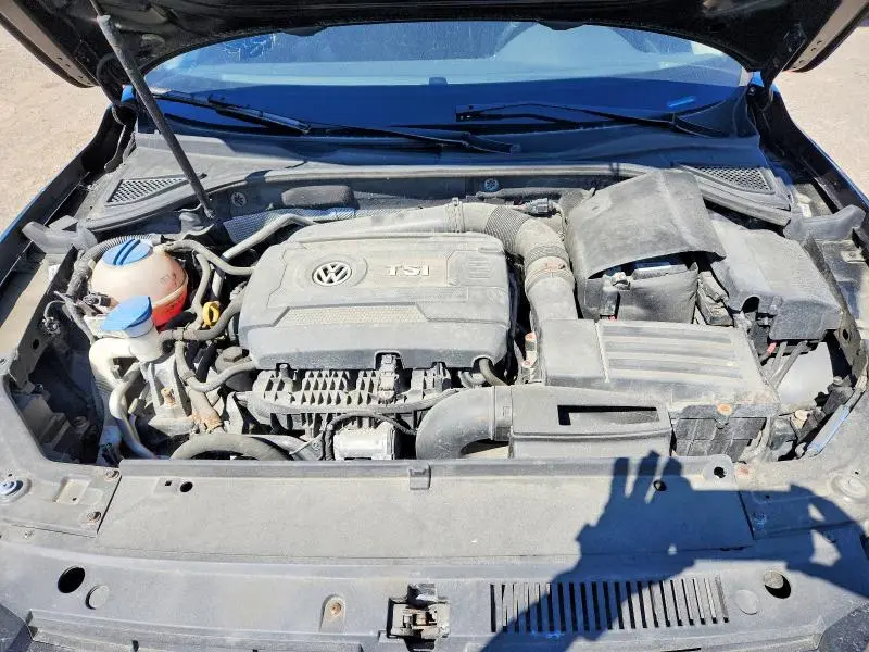 2015 VOLKSWAGEN PASSAT S  