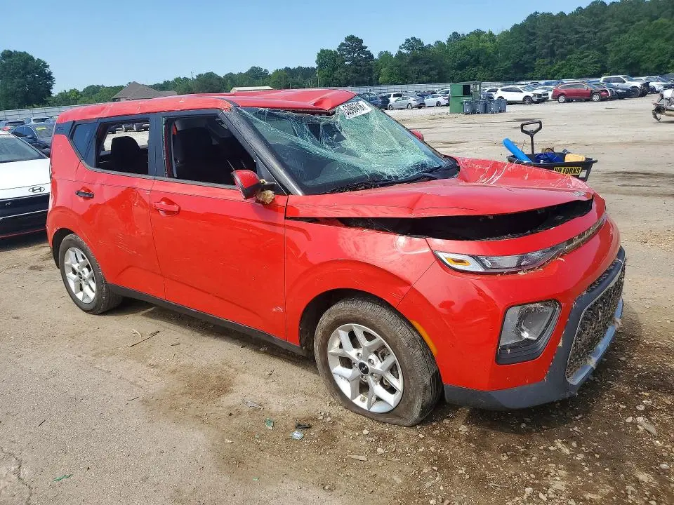 2022 KIA SOUL LX  