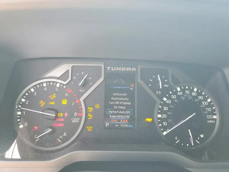 2025 TOYOTA TUNDRA SR5  