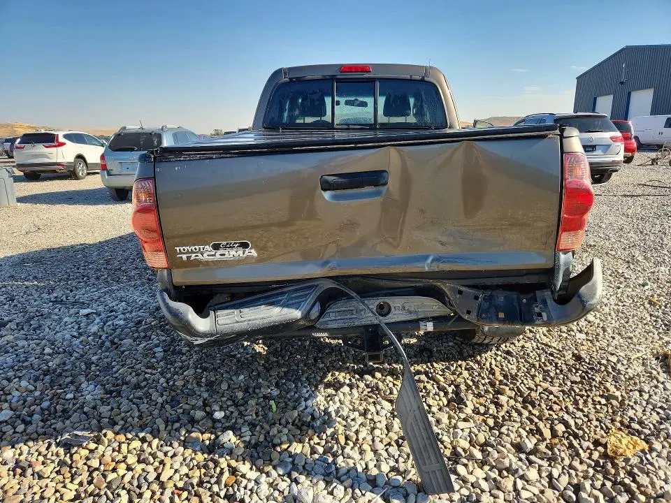 2015 TOYOTA TACOMA BASE  