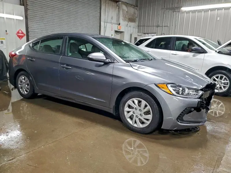 2018 HYUNDAI ELANTRA SE  