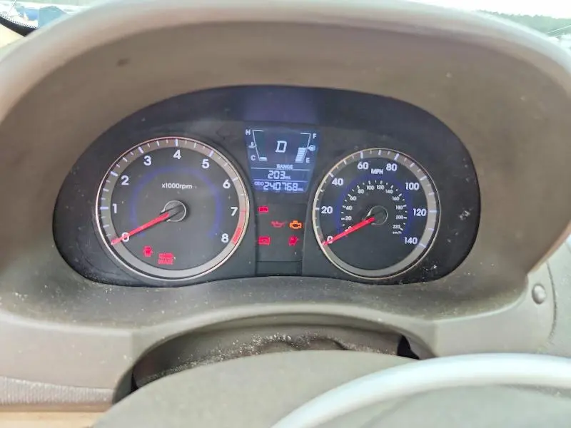2012 HYUNDAI ACCENT GLS  