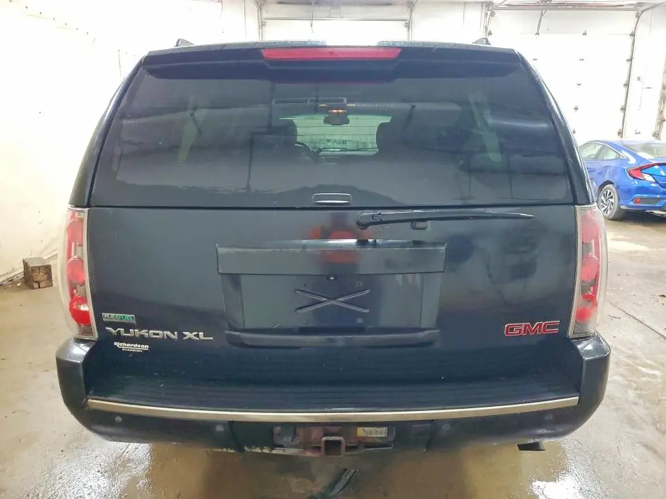2012 GMC YUKON XL DENALI  