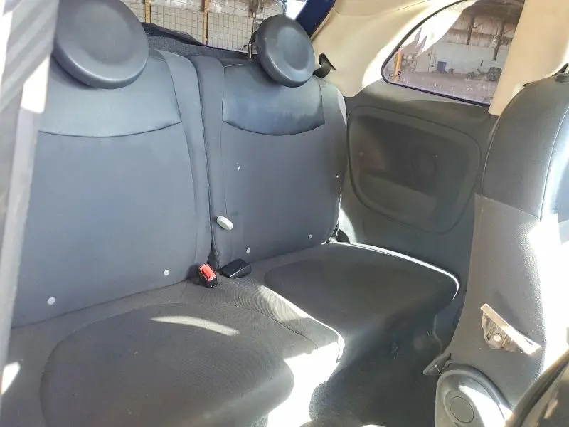 2013 FIAT 500 POP  