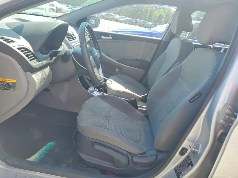 2012 HYUNDAI ACCENT GLS  