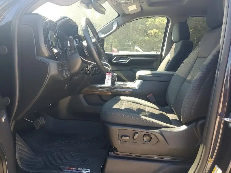 2024 CHEVROLET SILVERADO K1500 RST  