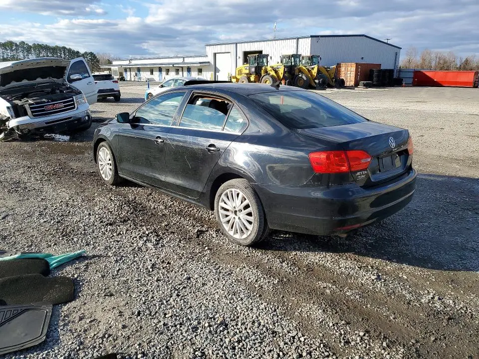2011 VOLKSWAGEN JETTA SEL  