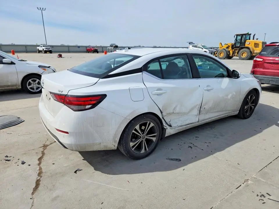2021 NISSAN SENTRA SV  