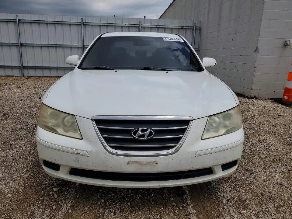 2010 HYUNDAI SONATA   