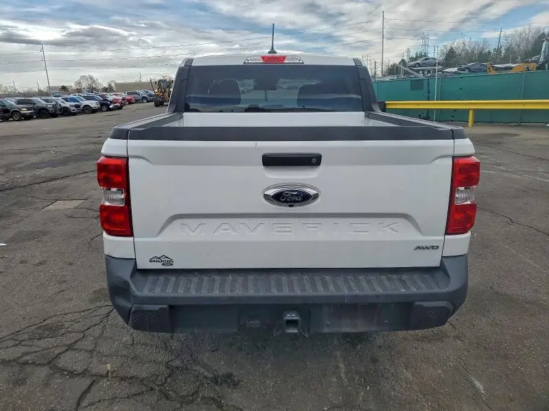 2022 FORD MAVERICK XL  