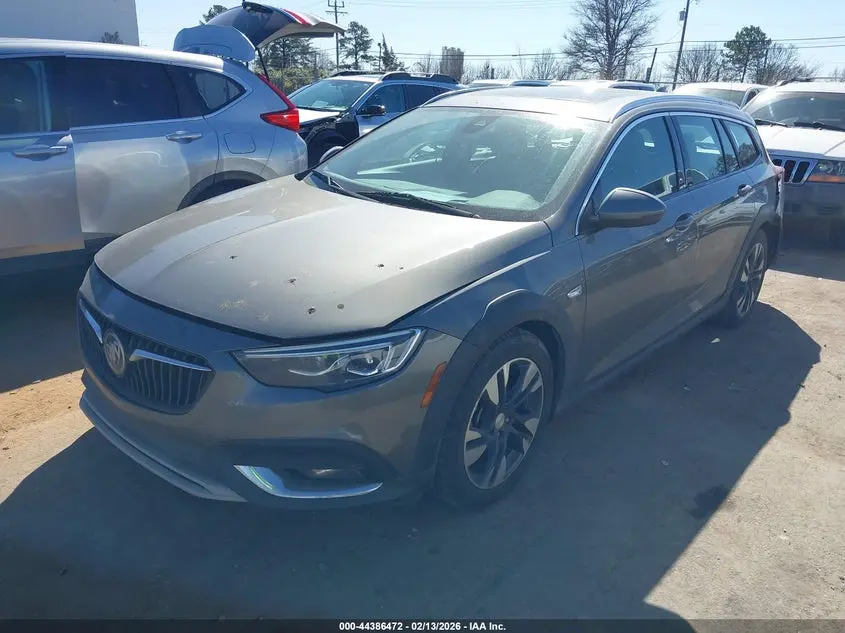 2018 BUICK REGAL TOURX ESSENCE