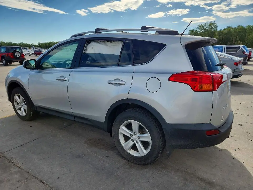 2013 TOYOTA RAV4 XLE  
