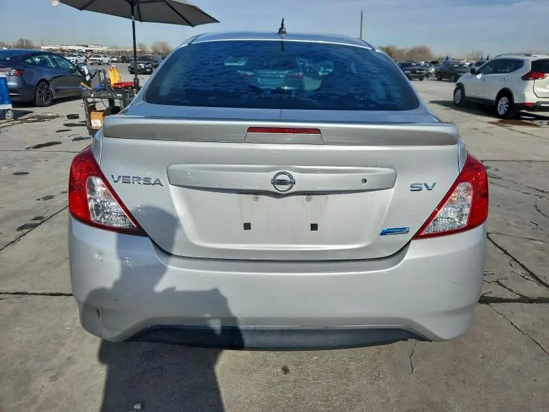 2015 NISSAN VERSA S  