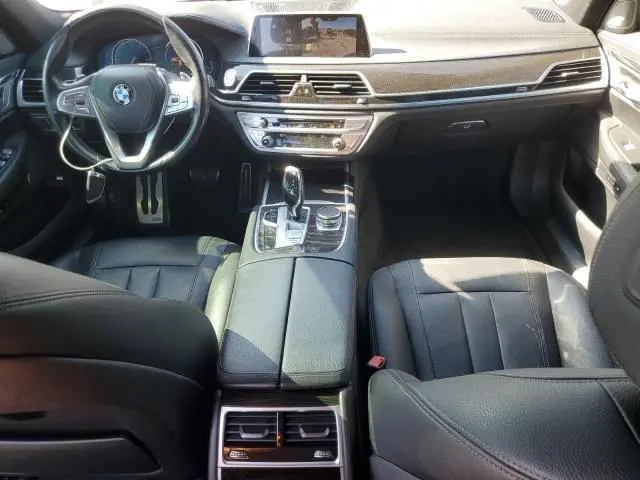 2019 BMW 740 I  