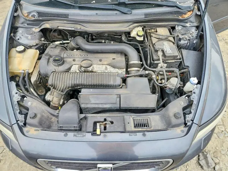 2010 VOLVO S40 T5  