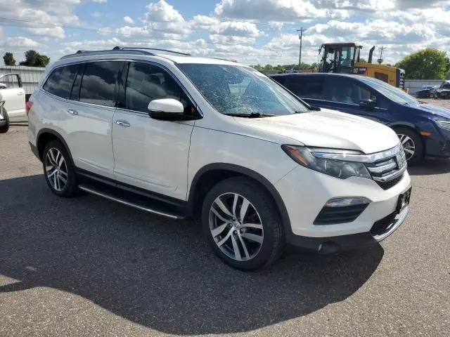 2017 HONDA PILOT ELITE  