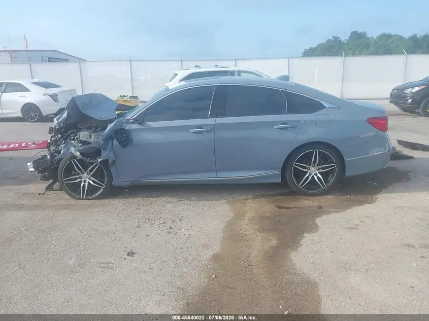 2022 HONDA ACCORD TOURING