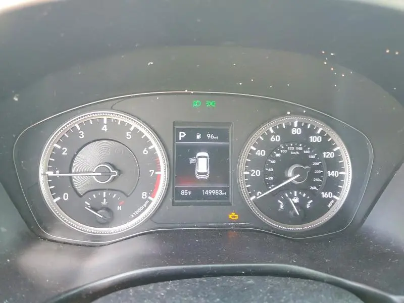 2019 HYUNDAI SANTA FE SE  