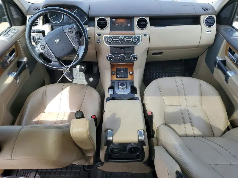 2016 LAND ROVER LR4   