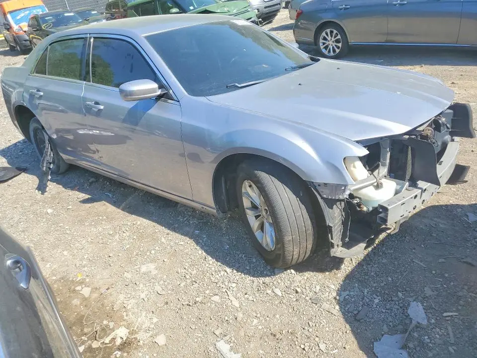 2016 CHRYSLER 300 LIMITED  
