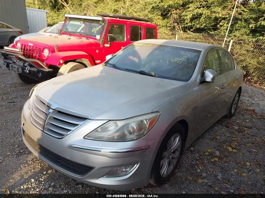 2013 HYUNDAI GENESIS 3.8