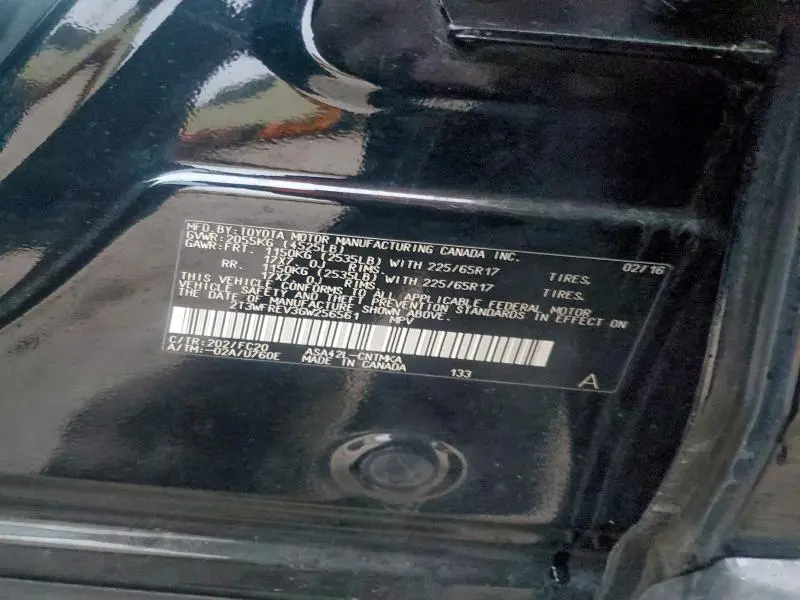 2016 TOYOTA RAV4 XLE  