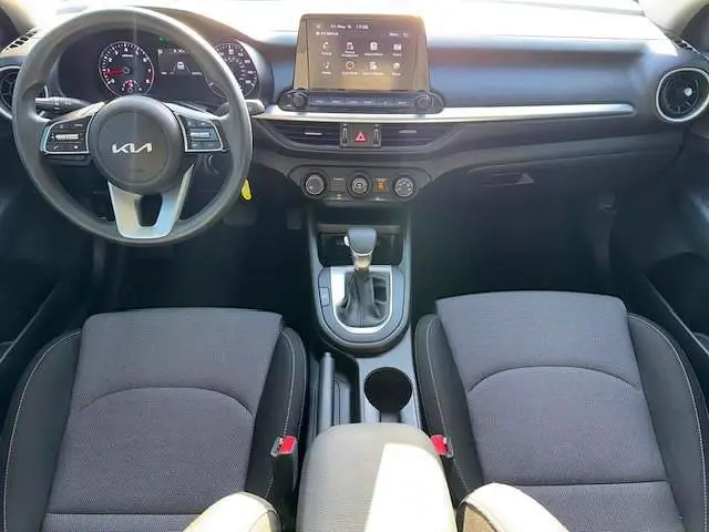 2022 KIA FORTE LXS  