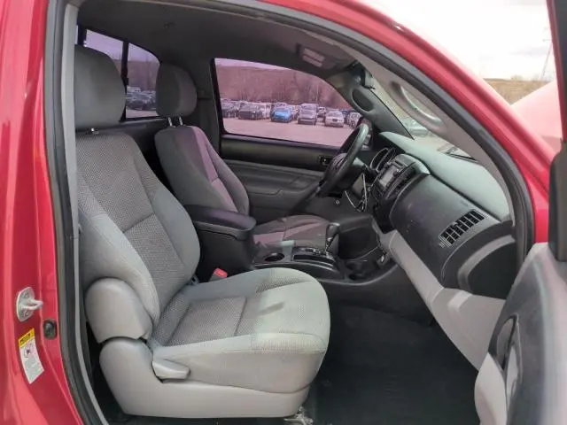 2013 TOYOTA TACOMA   