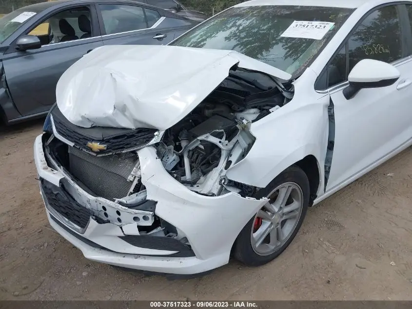2017 CHEVROLET CRUZE LT AUTO