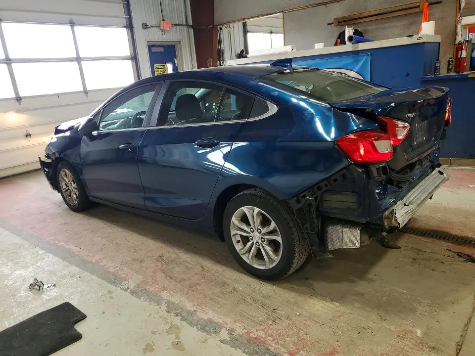 2019 CHEVROLET CRUZE LT  