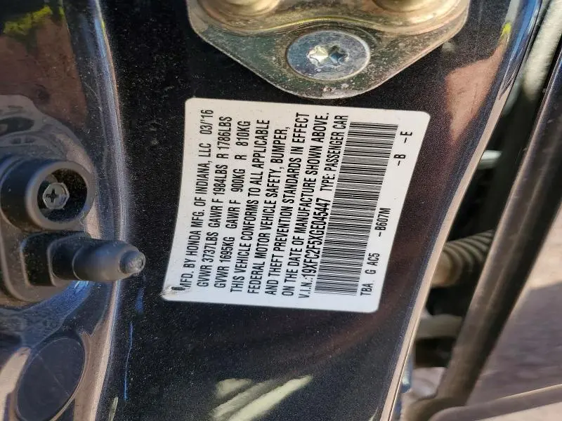 2016 HONDA CIVIC LX  