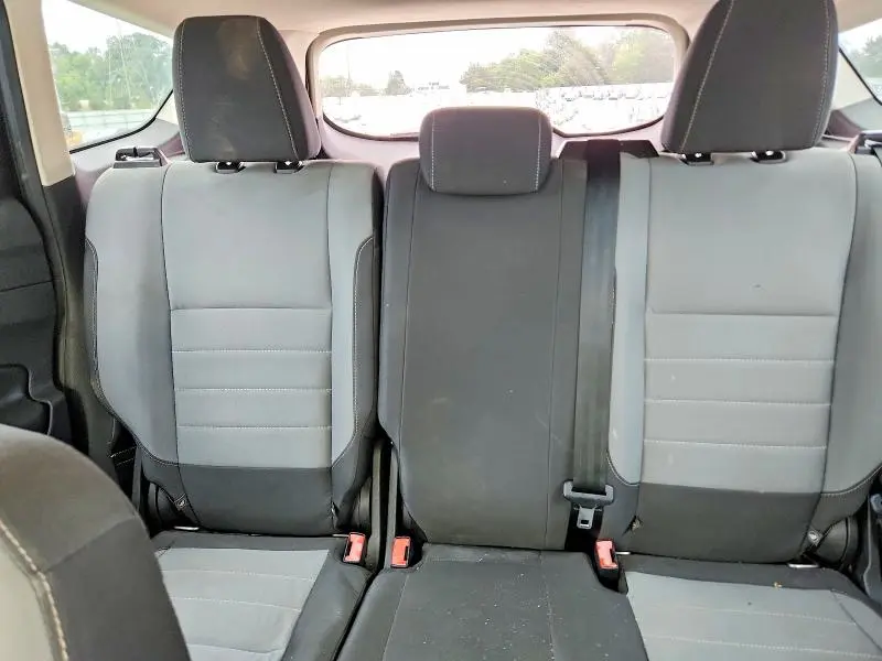 2017 FORD ESCAPE S  