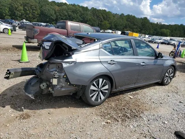 2021 NISSAN ALTIMA SV  