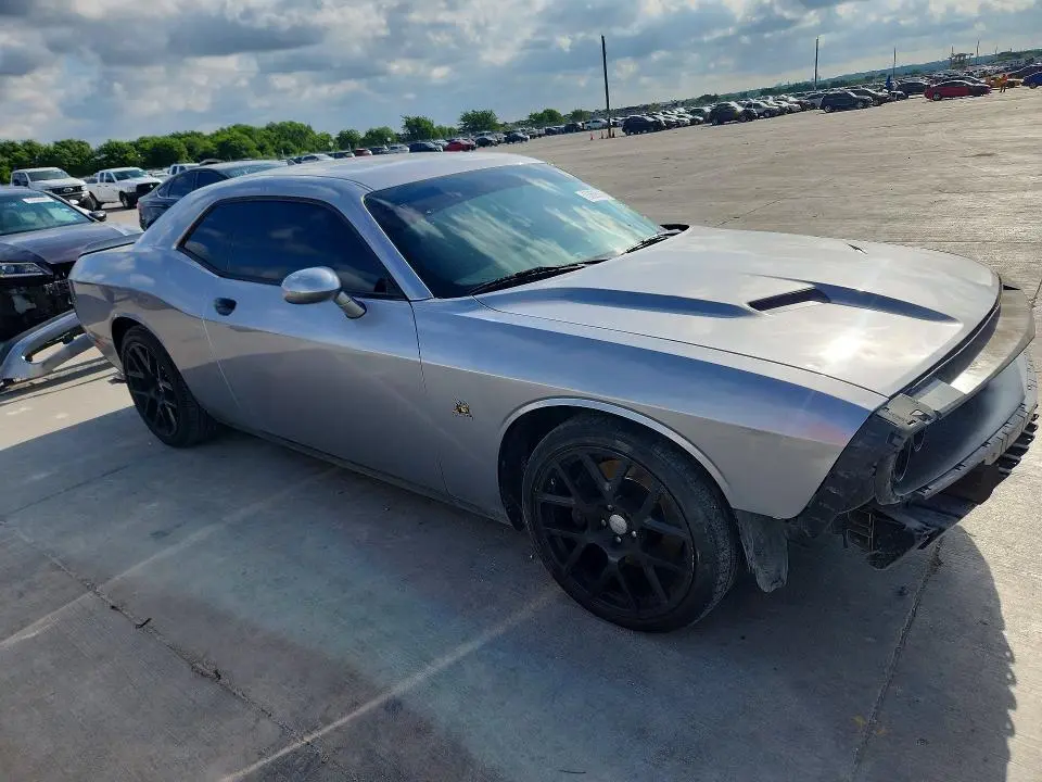 2015 DODGE CHALLENGER R  