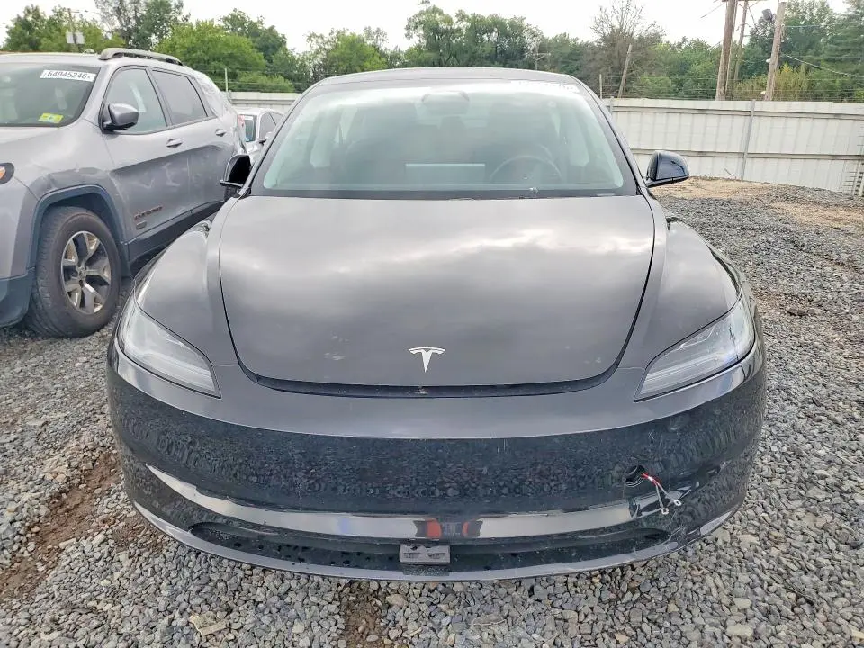 2025 TESLA MODEL 3   