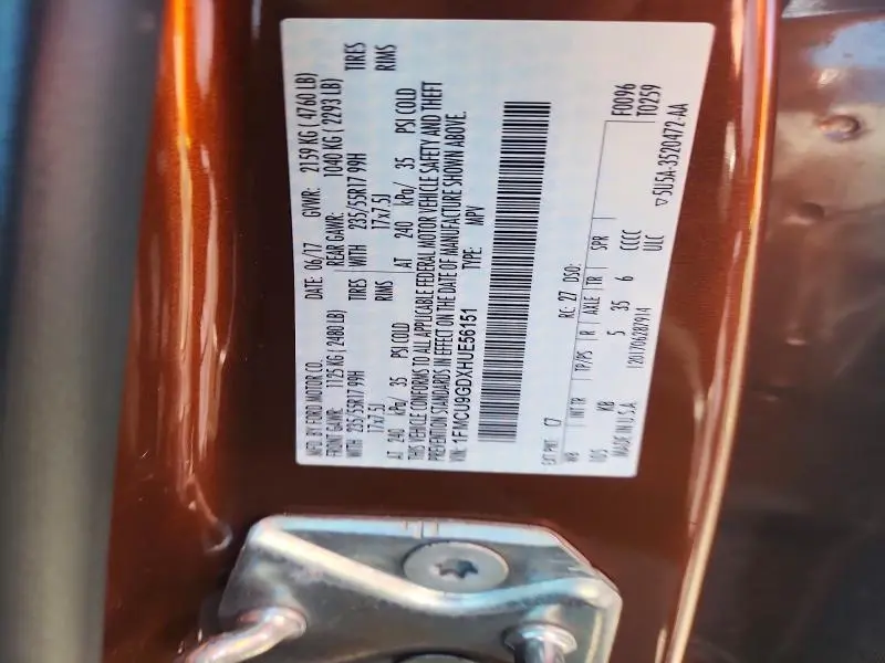2017 FORD ESCAPE SE  