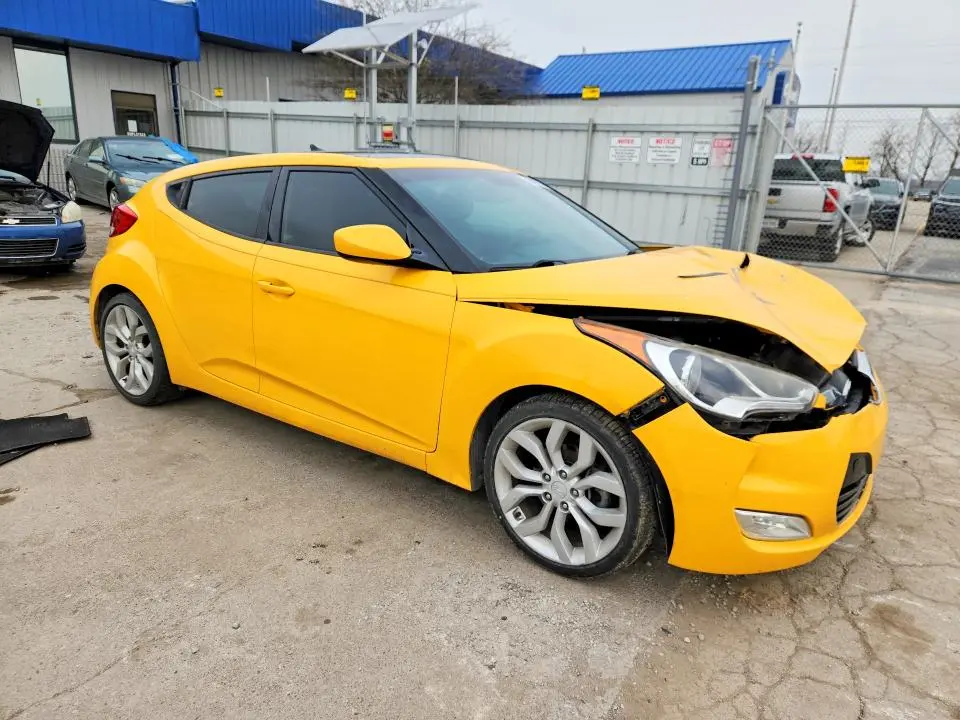 2013 HYUNDAI VELOSTER BASE  