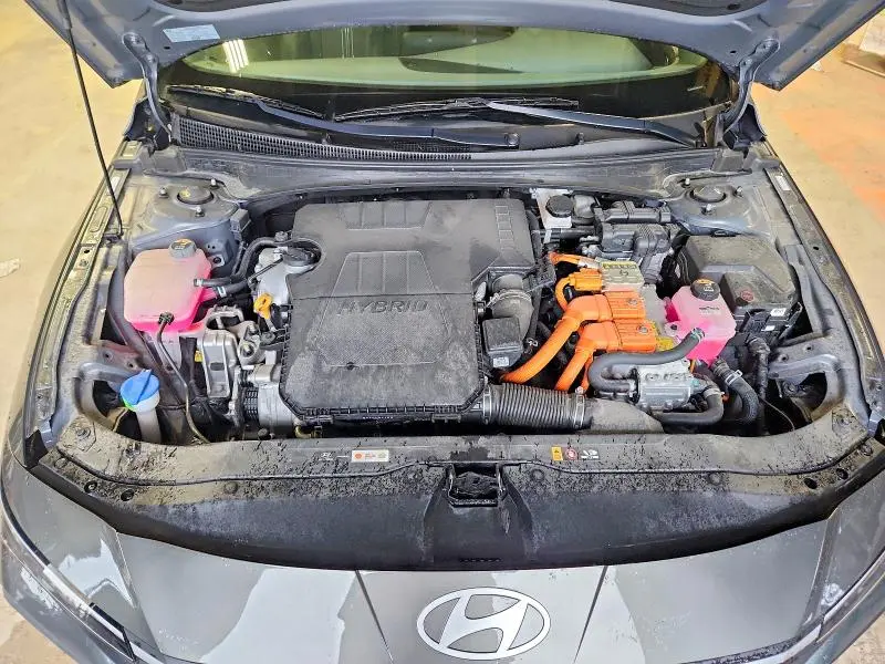2024 HYUNDAI ELANTRA BLUE  