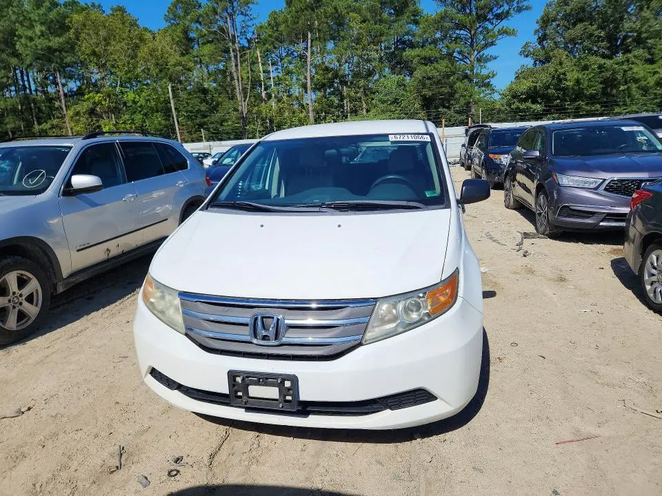 2013 HONDA ODYSSEY LX  